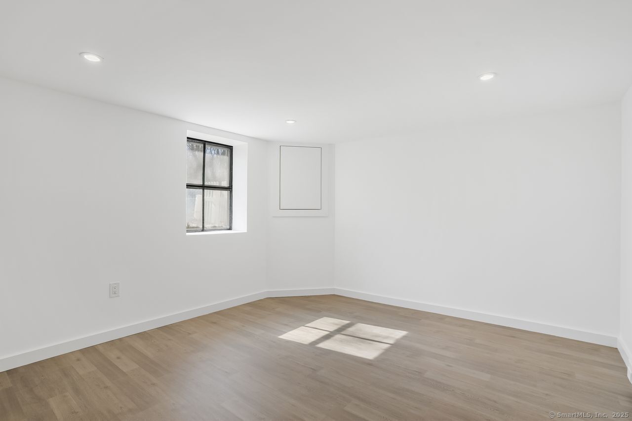 149 Plankton Street, Bridgeport, Connecticut image 33