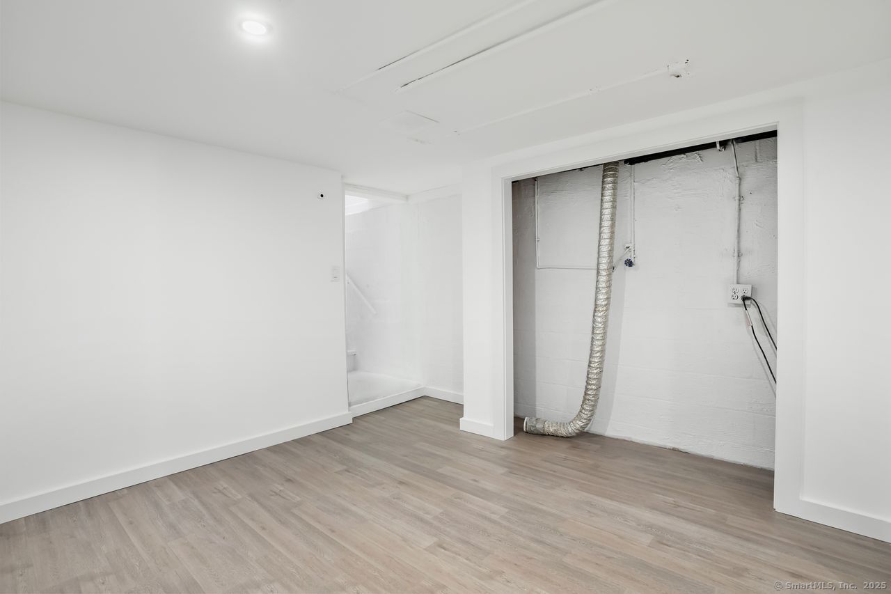 149 Plankton Street, Bridgeport, Connecticut image 30