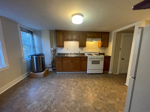 Photo of 42 Fisher Hill Road #3, Glastonbury, CT 06033 (MLS # 24135248)