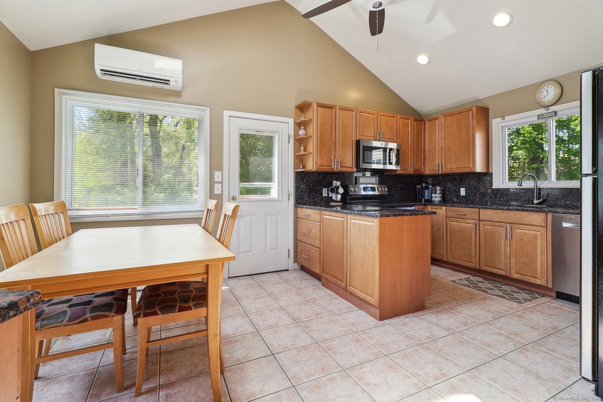 46 Fairway Green, Fairfield, Connecticut image 12