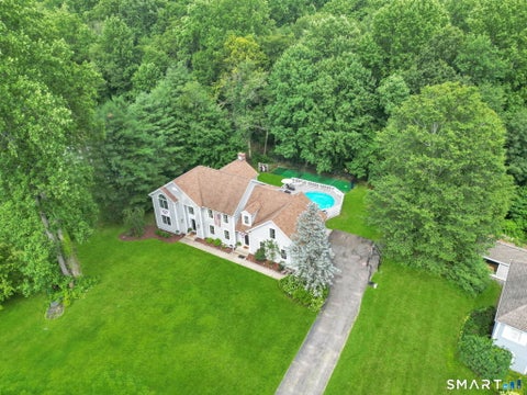 Homes For Sale - 16 Founders Way<br/> Fairfield County, Monroe, CT 06468