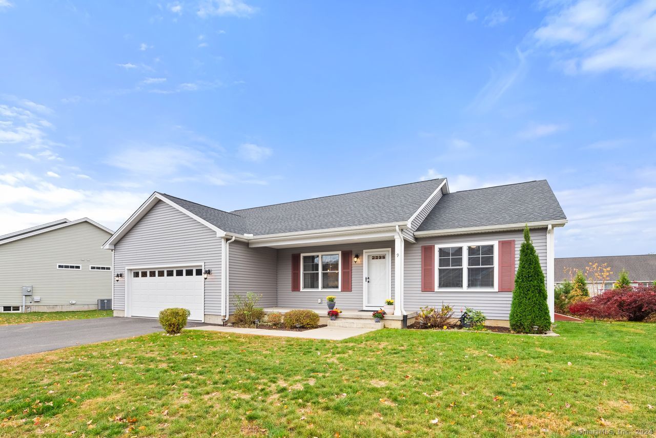 Picture for the property 24055408, 2 beds, 2 baths