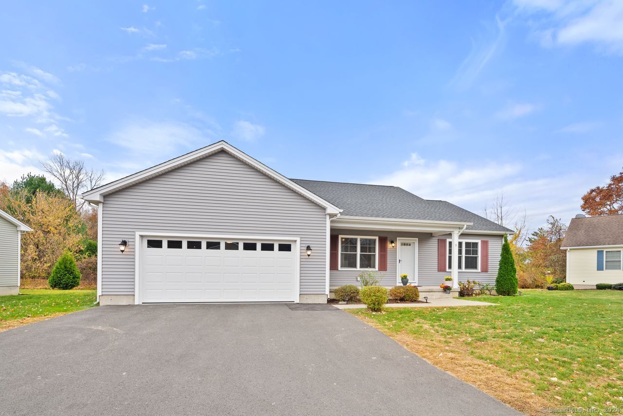 Picture for the property 24055408, 2 beds, 2 baths
