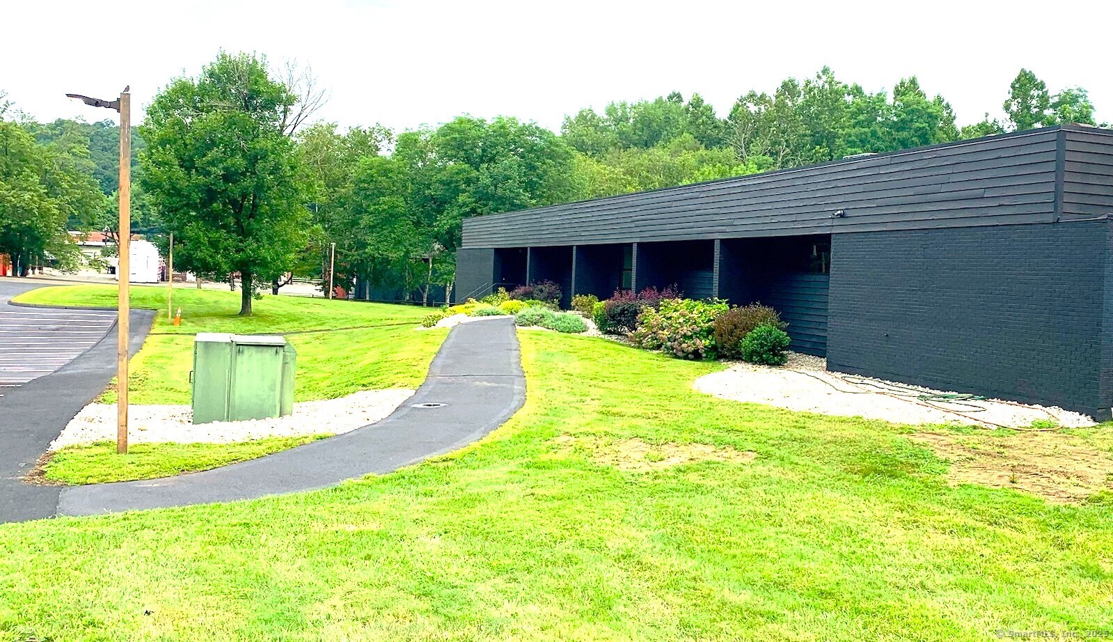 613 New Britain Avenue