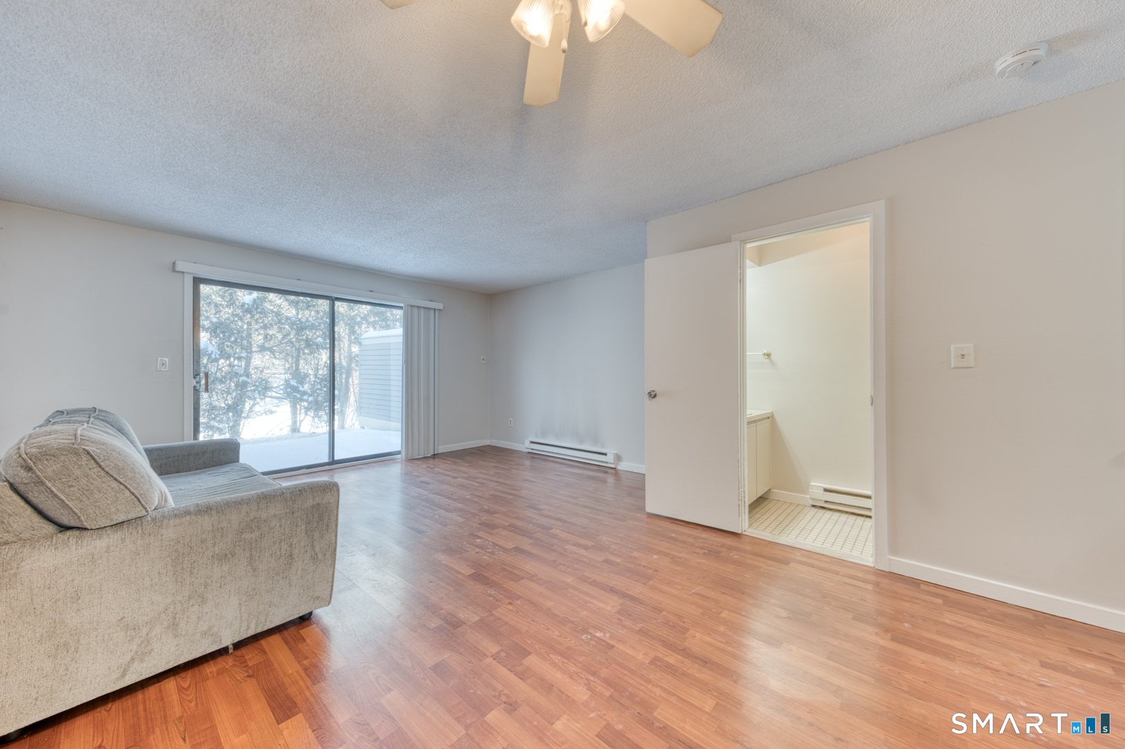 35 Riveredge Drive 35