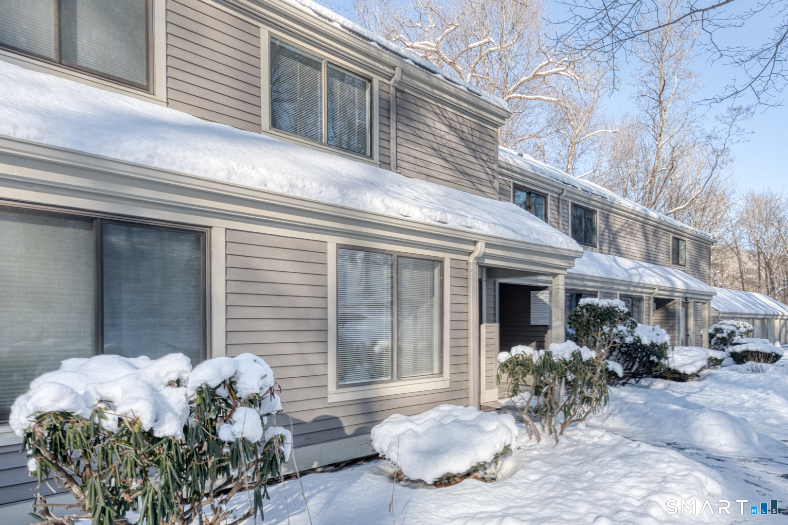 35 Riveredge Drive 35