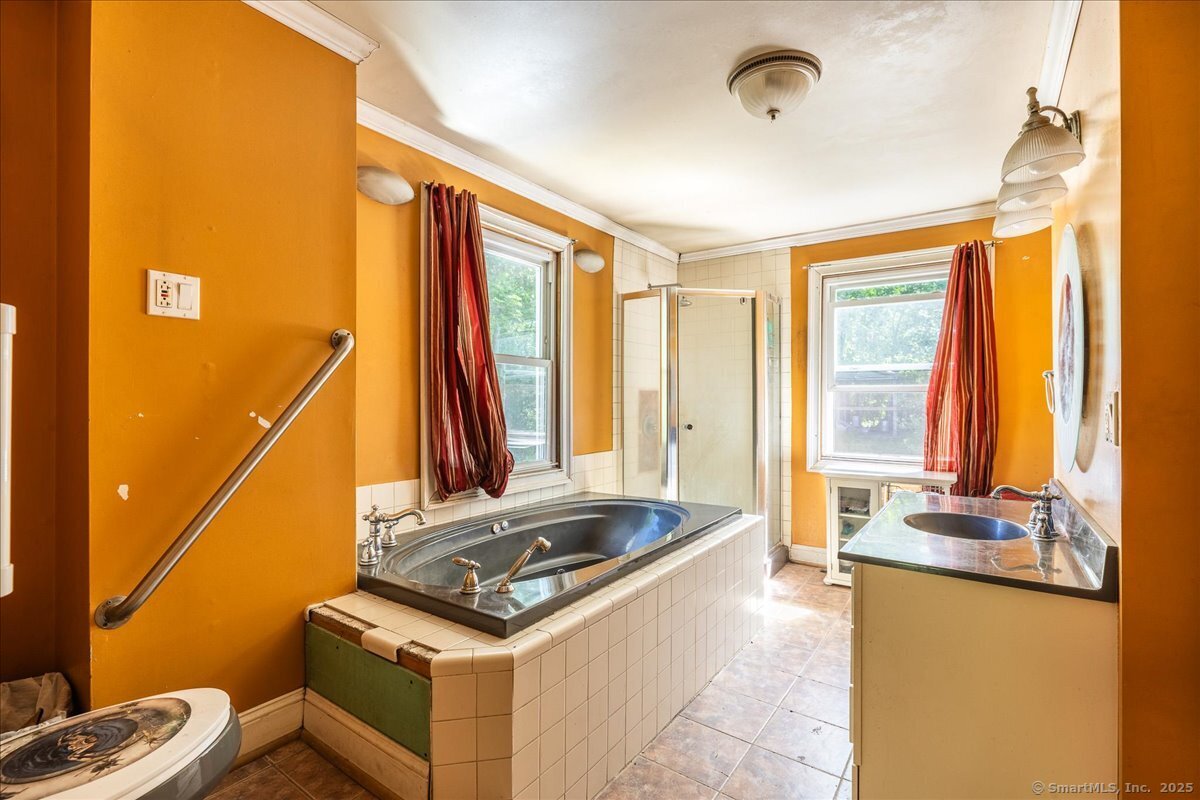 450 Frenchtown Road, Bridgeport, Connecticut image 16