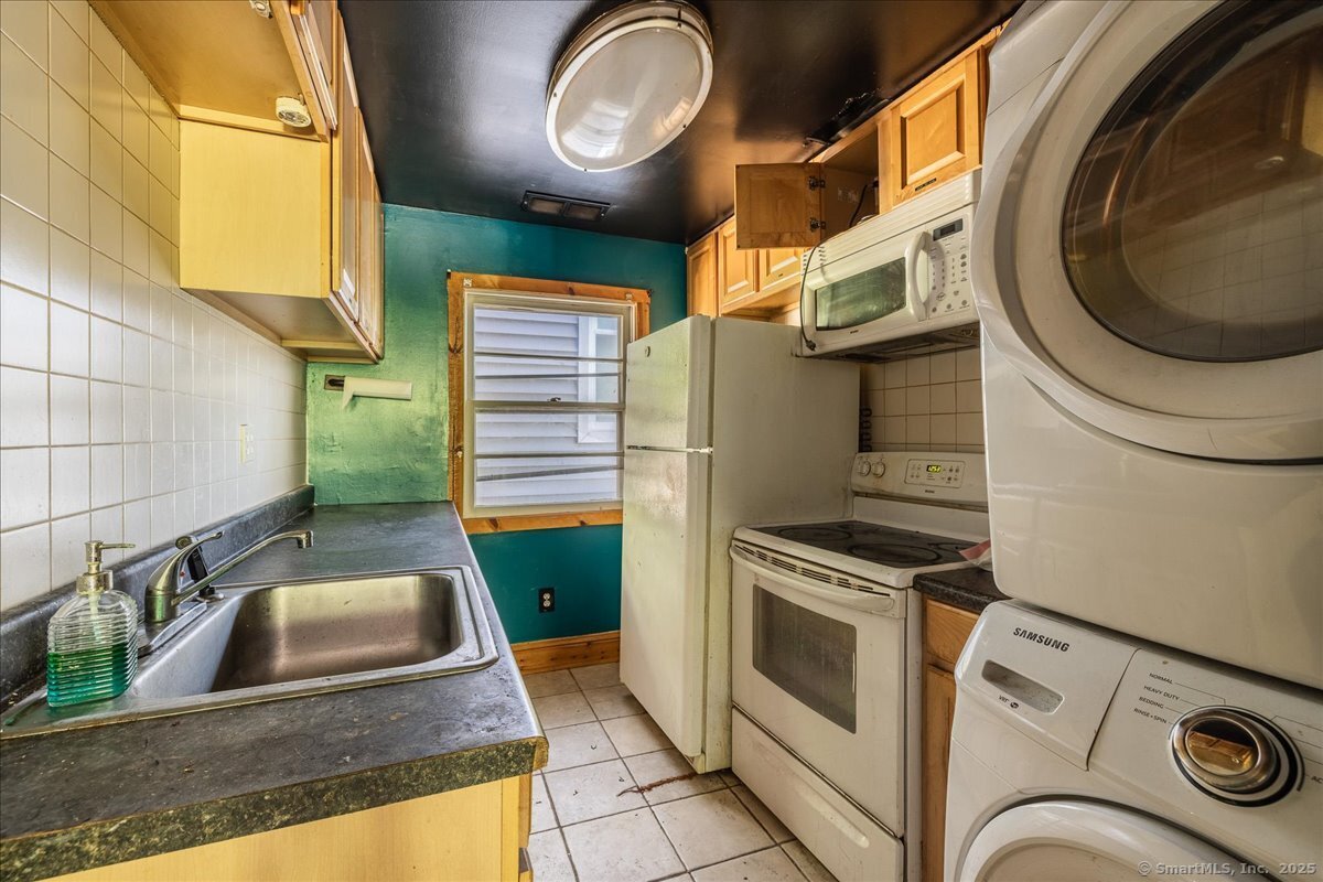 450 Frenchtown Road, Bridgeport, Connecticut image 25