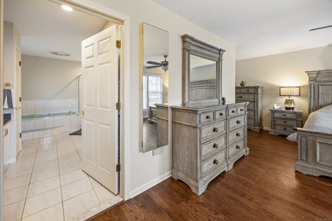 Tiny photo for 462 Castle Glenn, Cheshire, CT 06410 (MLS # 24142999)