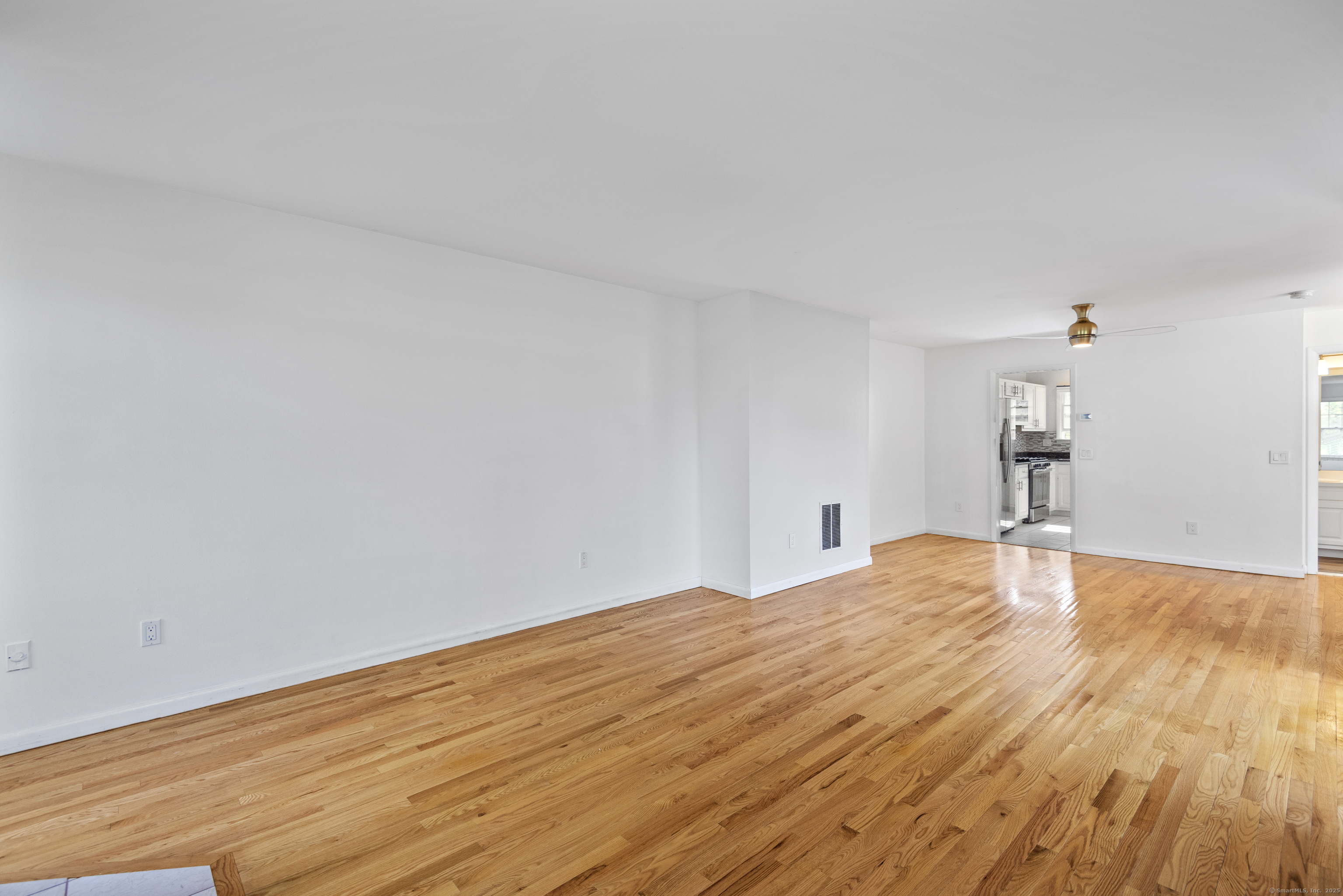 75 Brittania Road #75, Danbury, Connecticut image 8