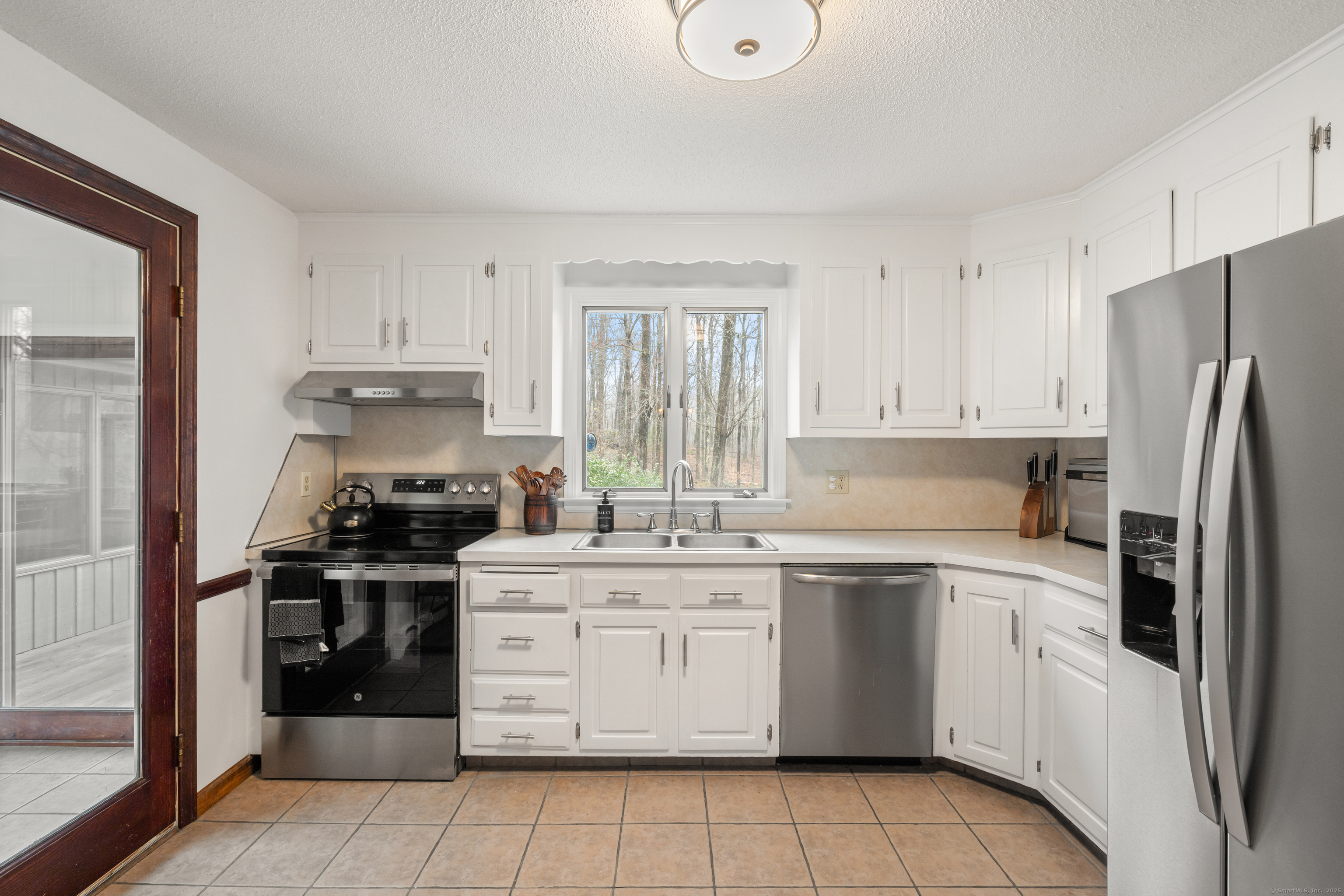 385 S Eagle Street, Plymouth, Connecticut image 15