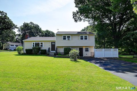 Photo of 11 Autumn Drive, Southington, CT 06489 (MLS # 24189430)