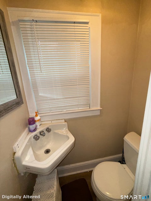Tiny photo for 704 W Taft Avenue, Bridgeport, CT 06604 (MLS # 24204164)