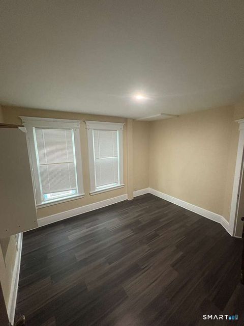 Photo of 100 Washington Terrace, Bridgeport, CT 06604 (MLS # 24149869)