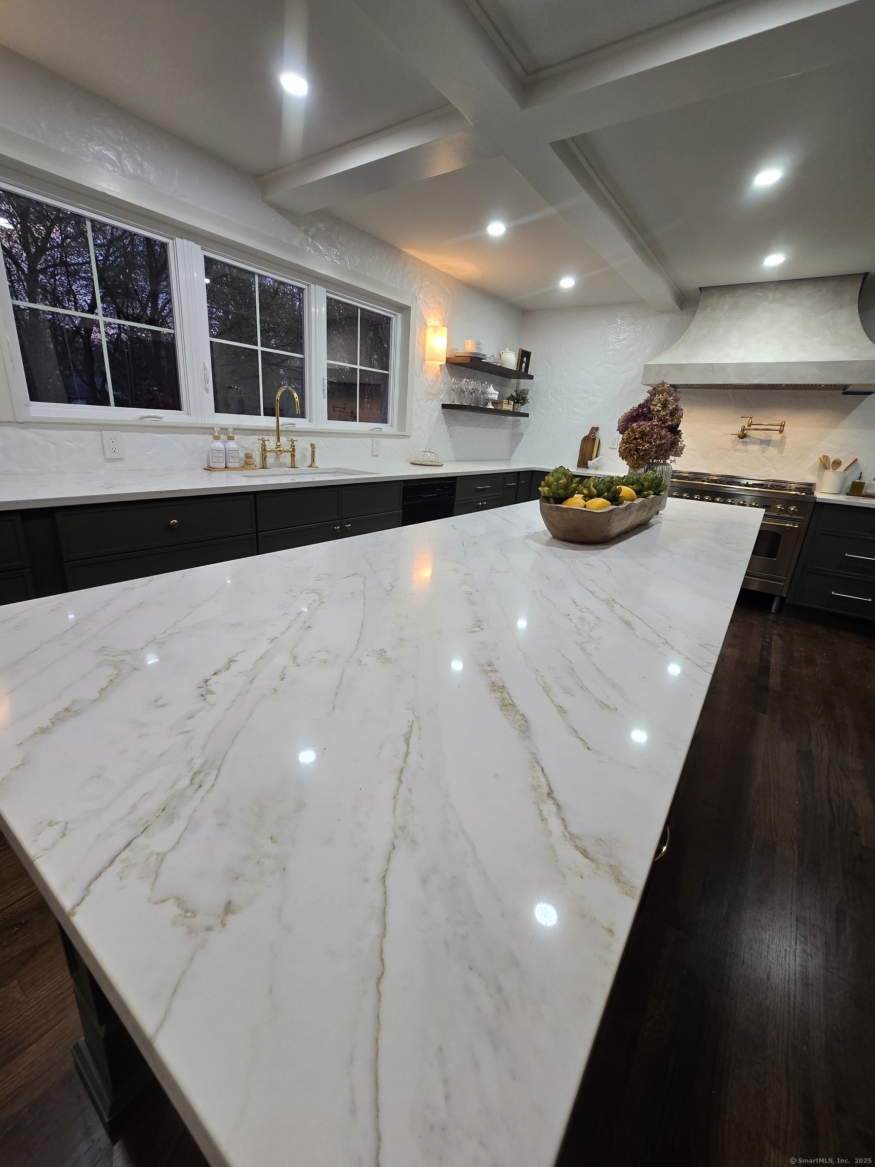 40 Ermine Street, Fairfield, Connecticut image 5