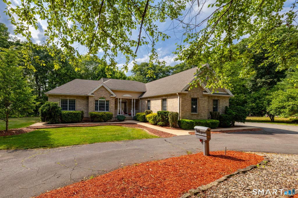Photo of 69 Elizabeth Drive, Southington, CT 06489 (MLS # 24187468)