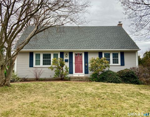 Photo of 31 Gordon Avenue, Enfield, CT 06082 (MLS # 24162731)