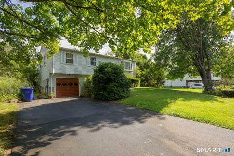Tiny photo for 6 Tiffany Lane, Bloomfield, CT 06002 (MLS # 24197560)