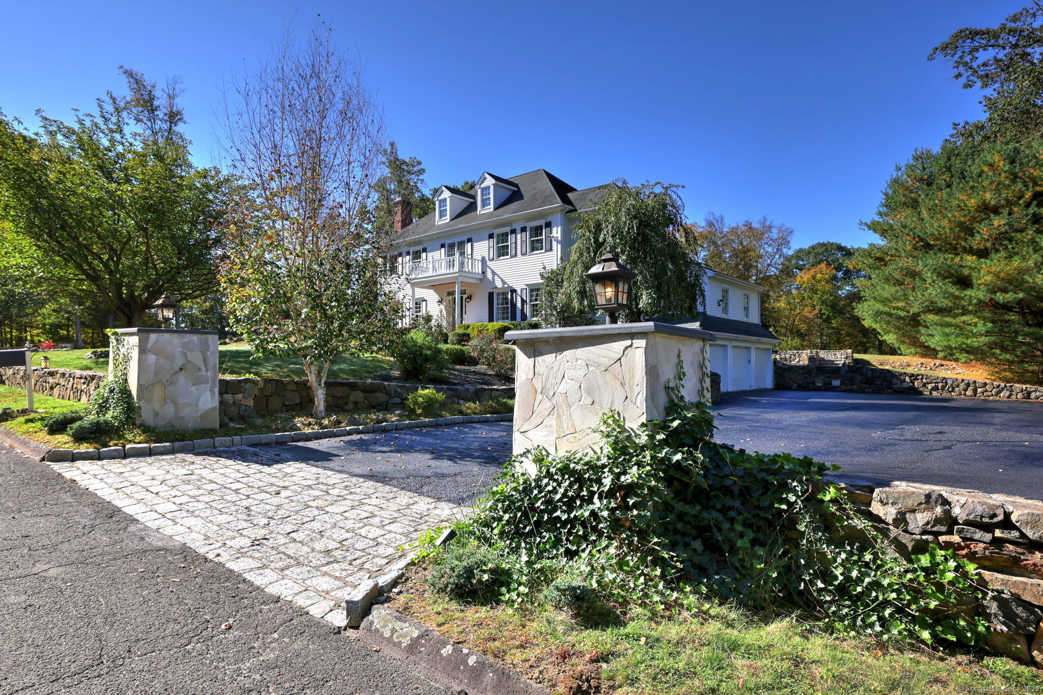 3 Autumn Ridge Road