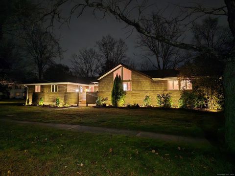 148 King Philip Drive West Hartford CT 06117