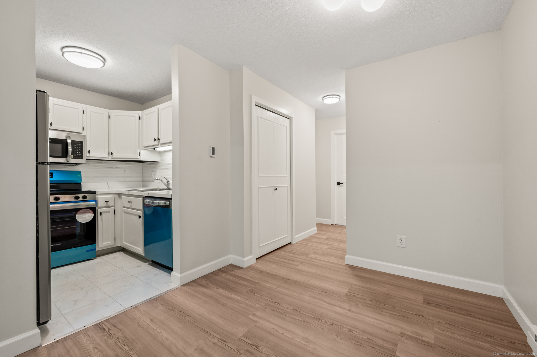 279 Redstone Hill Road #52, Bristol, Connecticut image 13