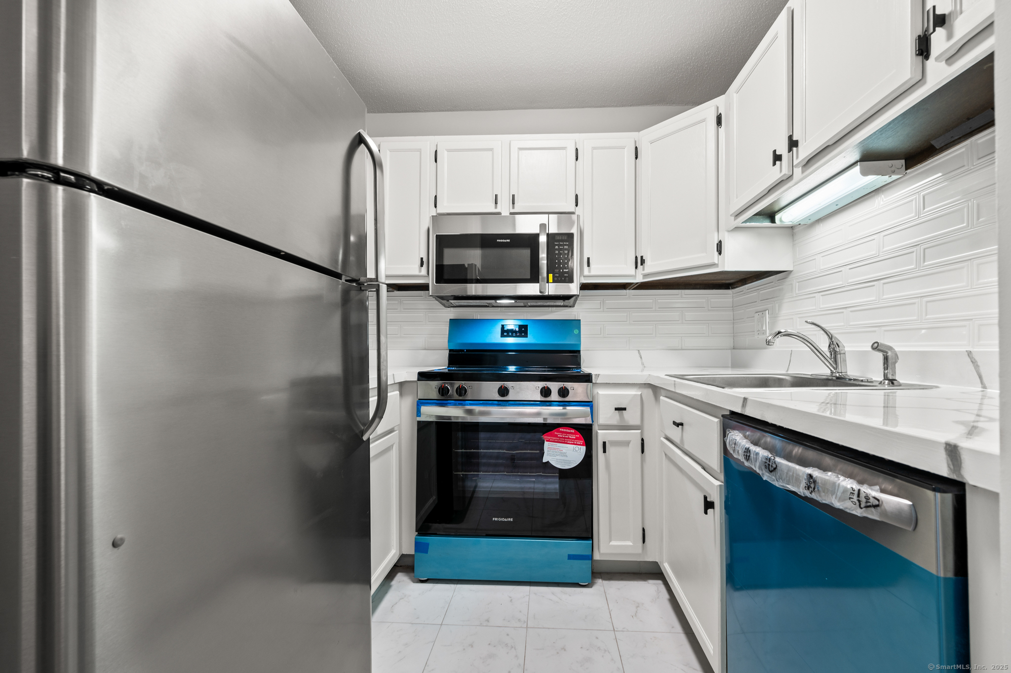 279 Redstone Hill Road #52, Bristol, Connecticut image 19