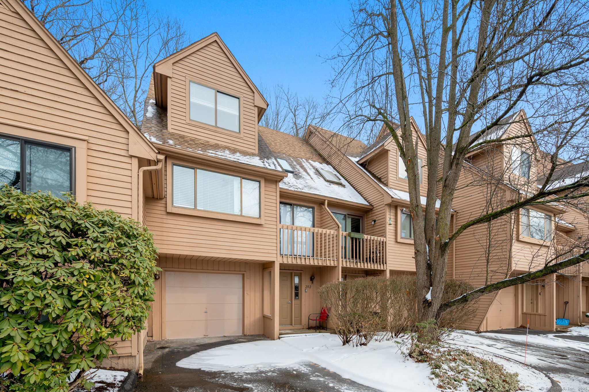 Property for Sale at Talcottville Road 202, Vernon, Connecticut - Bedrooms: 2 
Bathrooms: 2 
Rooms: 5  - $325,000