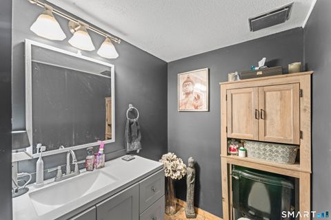 Tiny photo for 4 Heather Court #4, Woodbury, CT 06798 (MLS # 24145466)