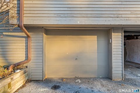 Tiny photo for 4 Heather Court #4, Woodbury, CT 06798 (MLS # 24145466)