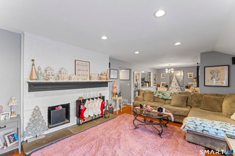 Tiny photo for 4 Heather Court #4, Woodbury, CT 06798 (MLS # 24145466)