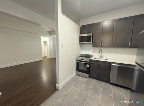 Photo of 156 Garfield Avenue #2, New London, CT 06320 (MLS # 24217978)