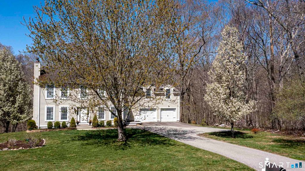 Photo of 11 Reservoir View, Ledyard, CT 06339 (MLS # 24170899)