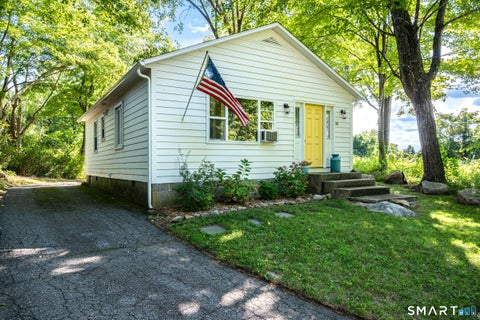 Photo of 30 Carter Hill Road, Clinton, CT 06413 (MLS # 24199136)