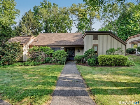 Condo For Sale - 626 Heritage Village #B<br/> New Haven County, Southbury, CT 06488