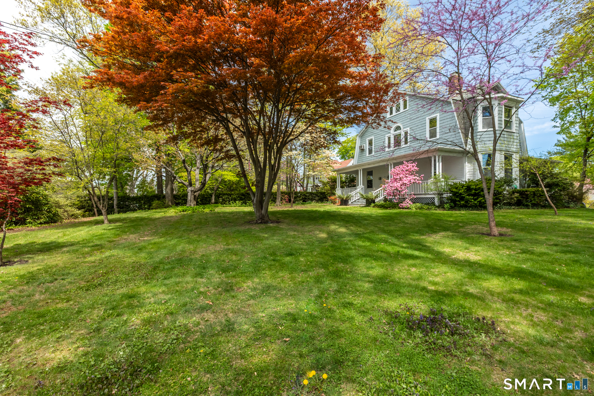 418 Maple Hill Avenue