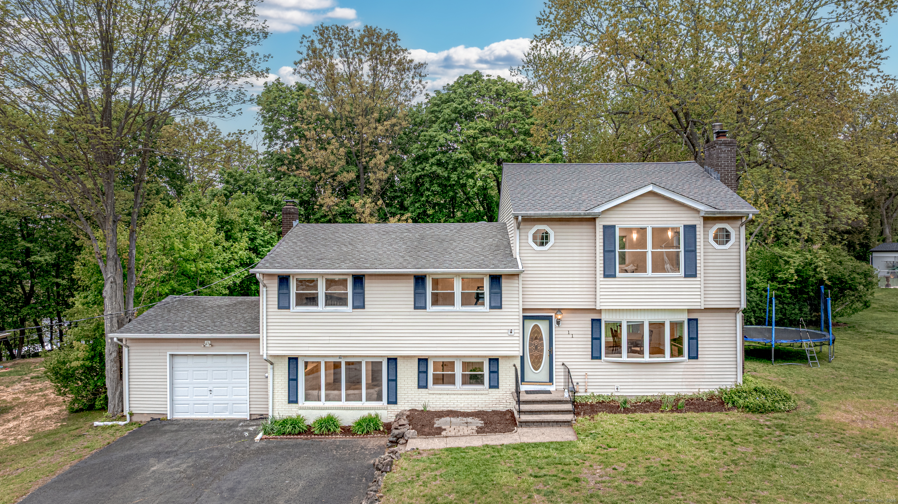11 Cindy Lane, North Haven, Connecticut image 1