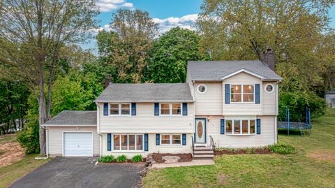 11 Cindy Lane, North Haven, CT 06473 - #: 24094640