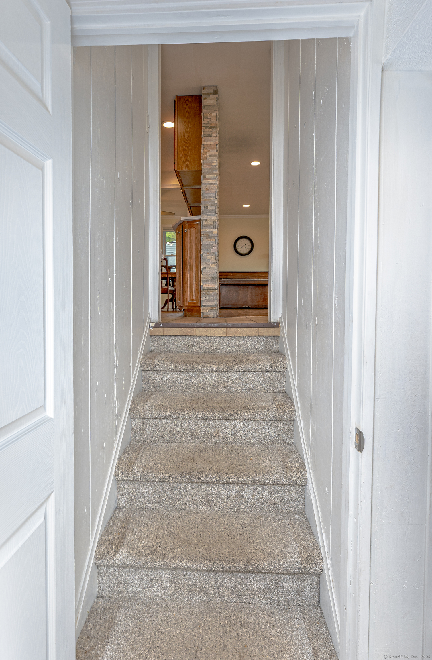 11 Cindy Lane, North Haven, Connecticut image 13