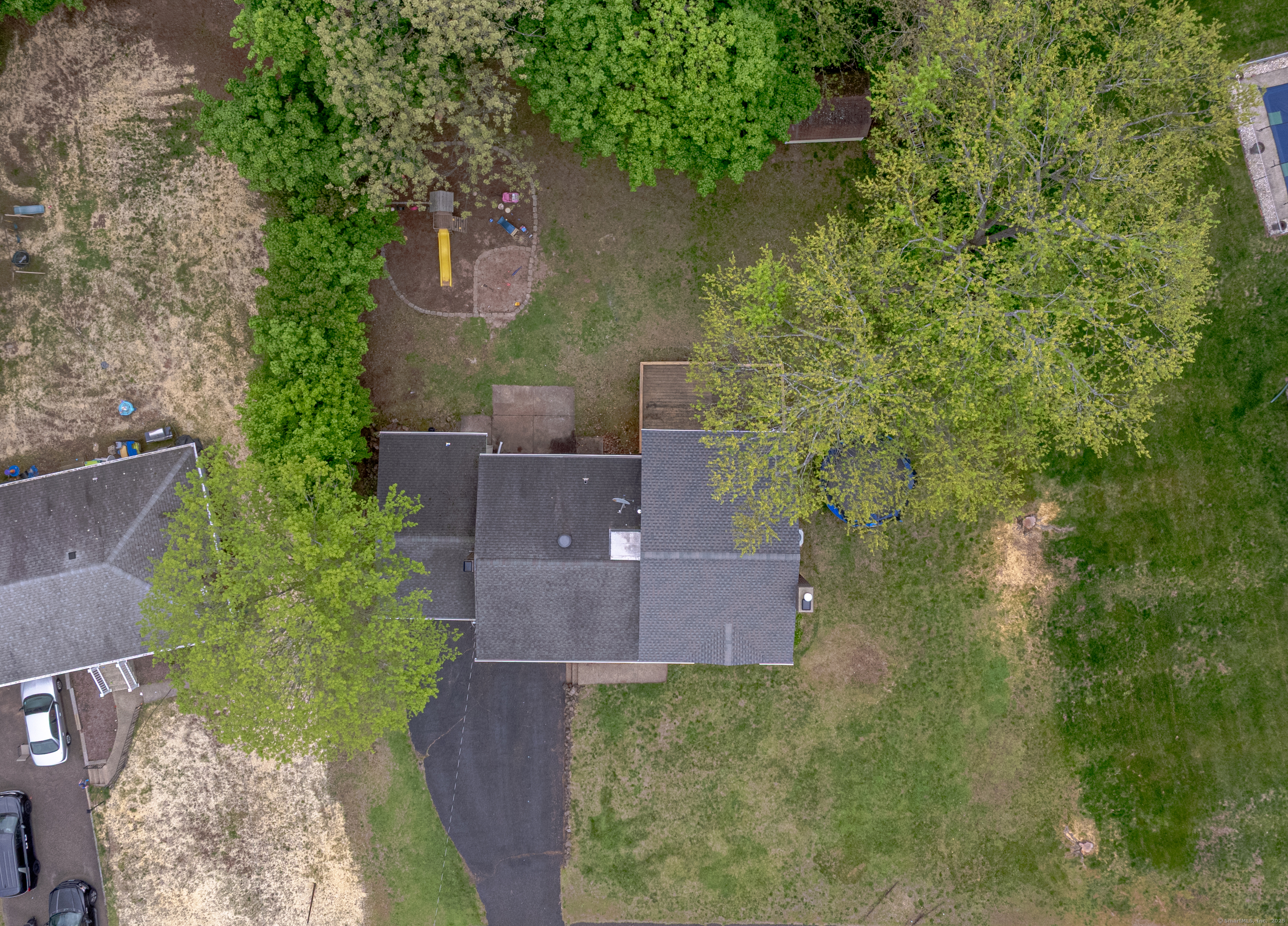 11 Cindy Lane, North Haven, Connecticut image 3