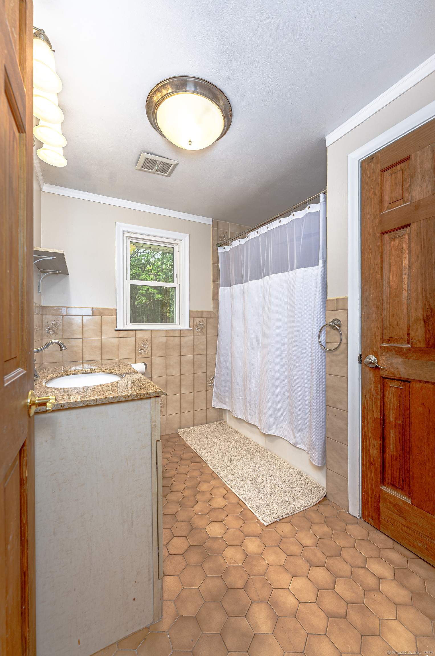 11 Cindy Lane, North Haven, Connecticut image 20