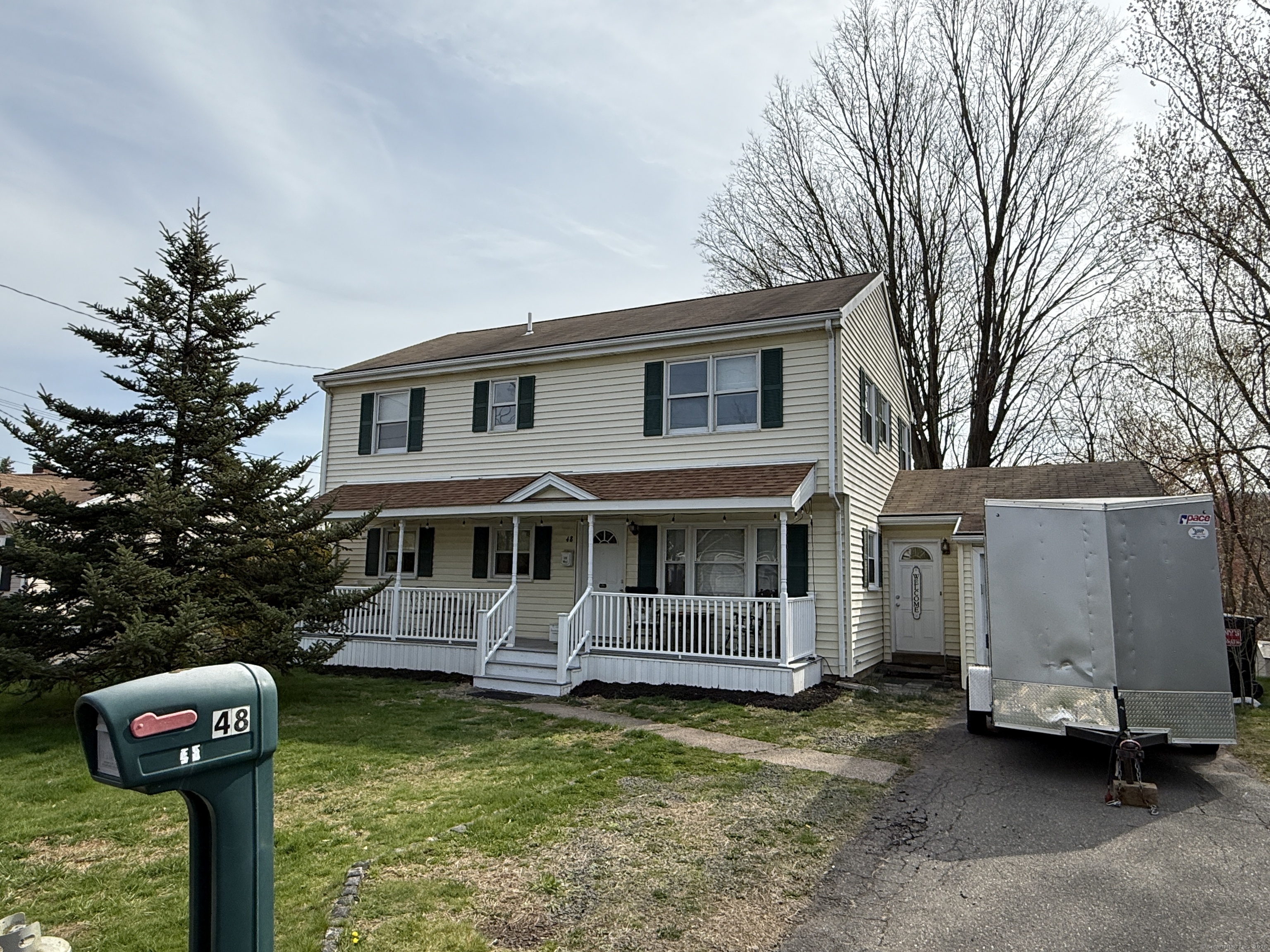Sagamore Road, Meriden, Connecticut - 4 Bedrooms  
2 Bathrooms  
11 Rooms - 