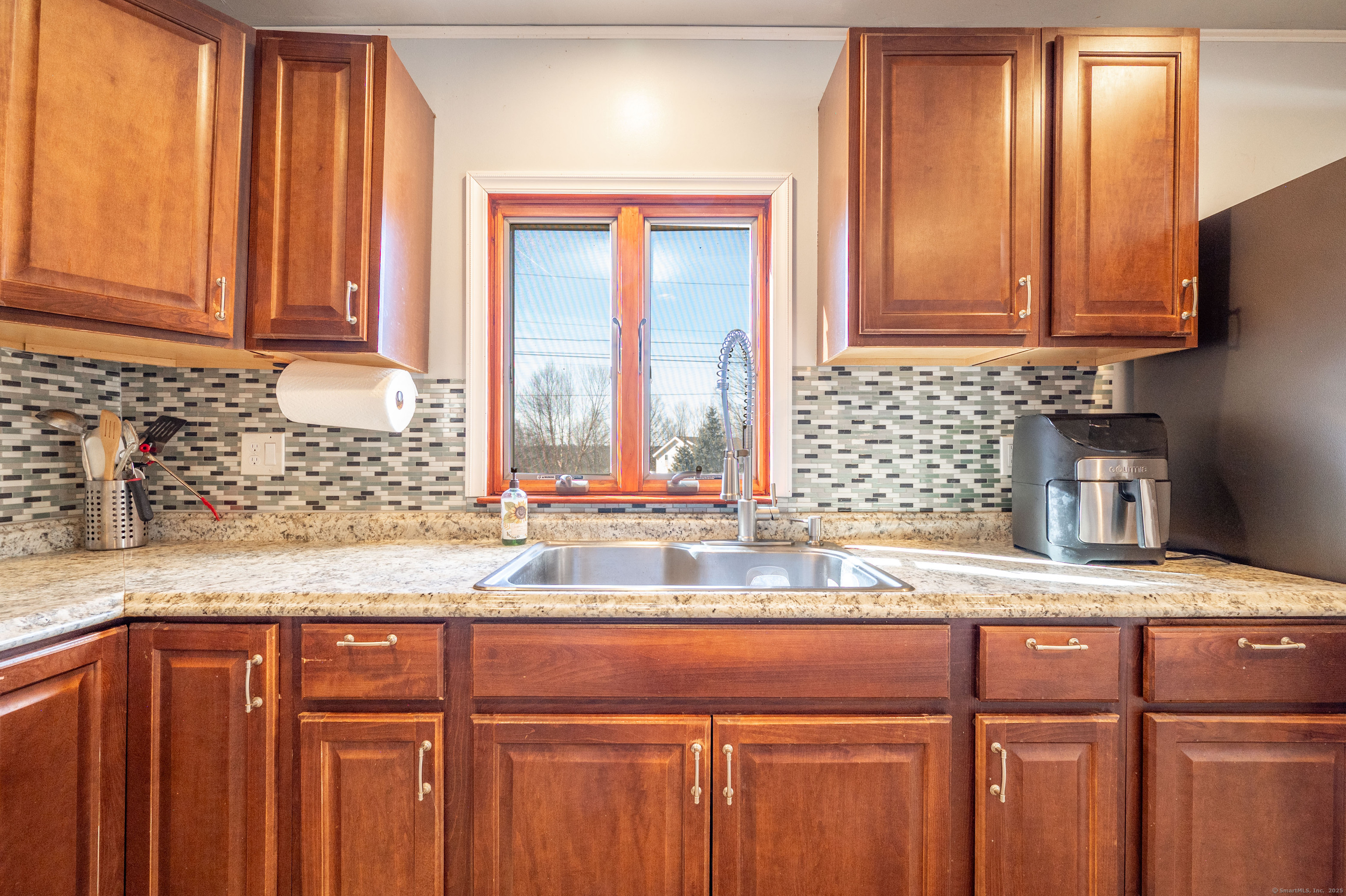 14 Bayberry Lane, Danbury, Connecticut image 4