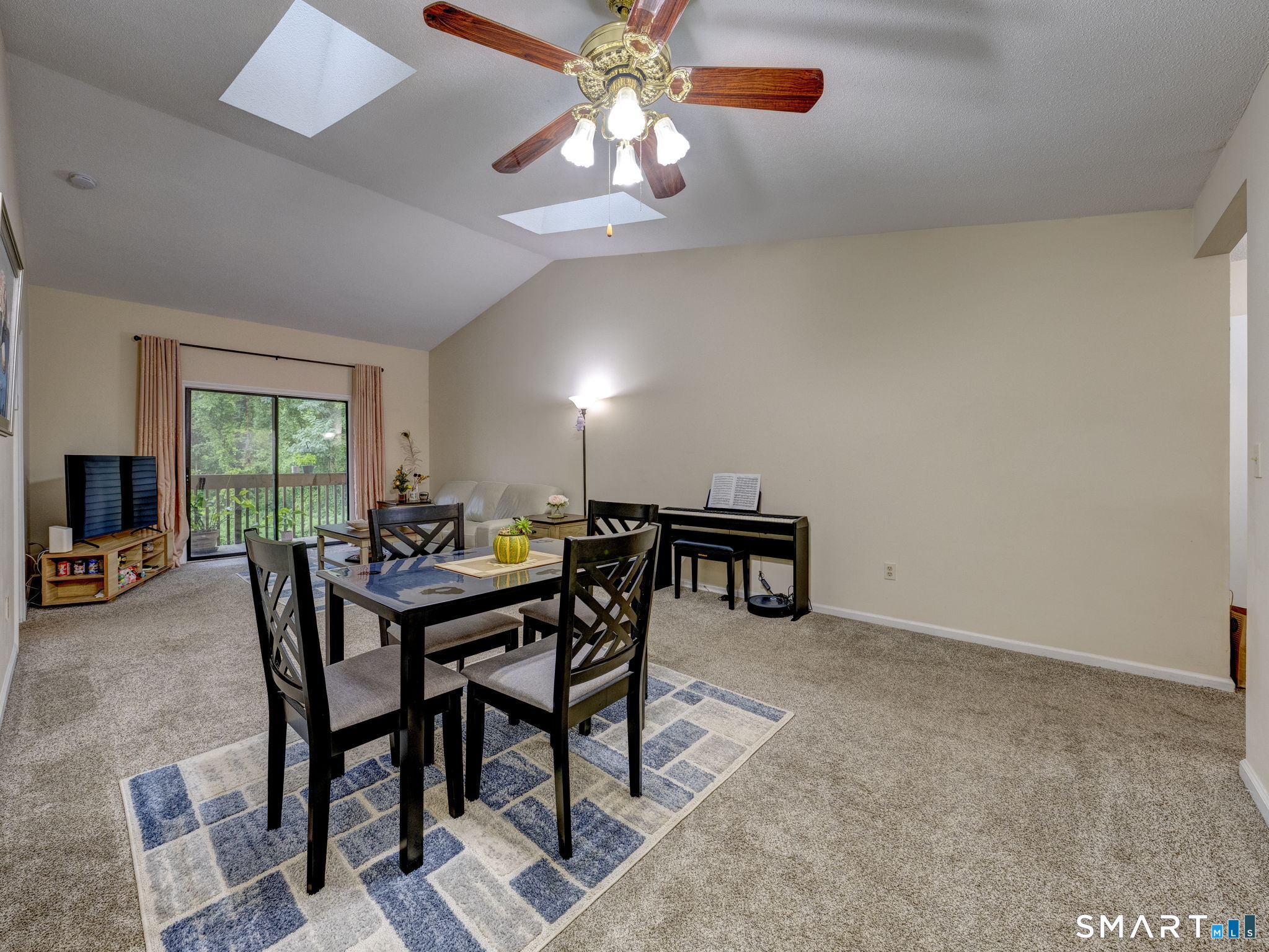 31 Simsbury Landing 31