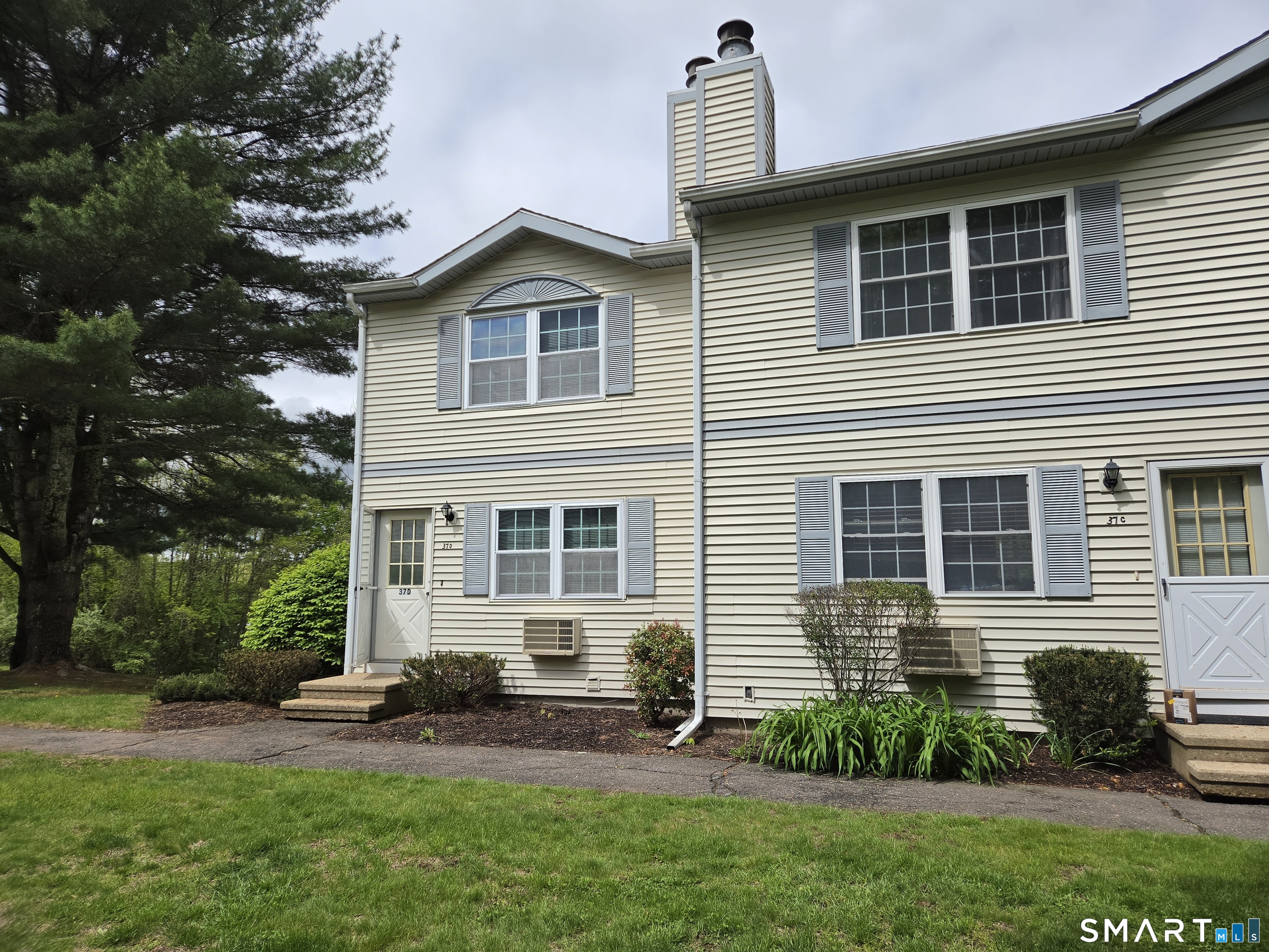 37D Crystal Lane D