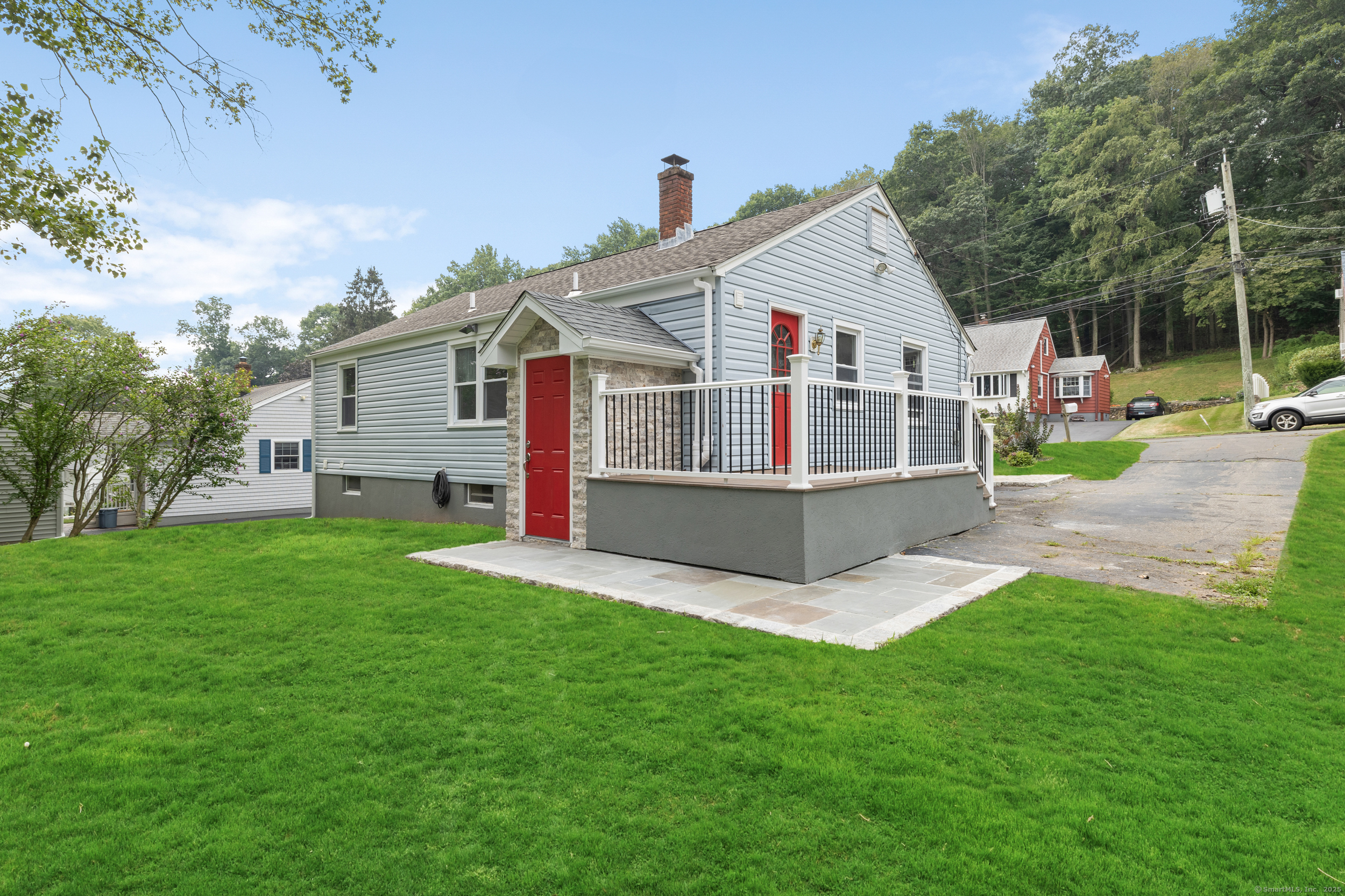 25 Forest Road