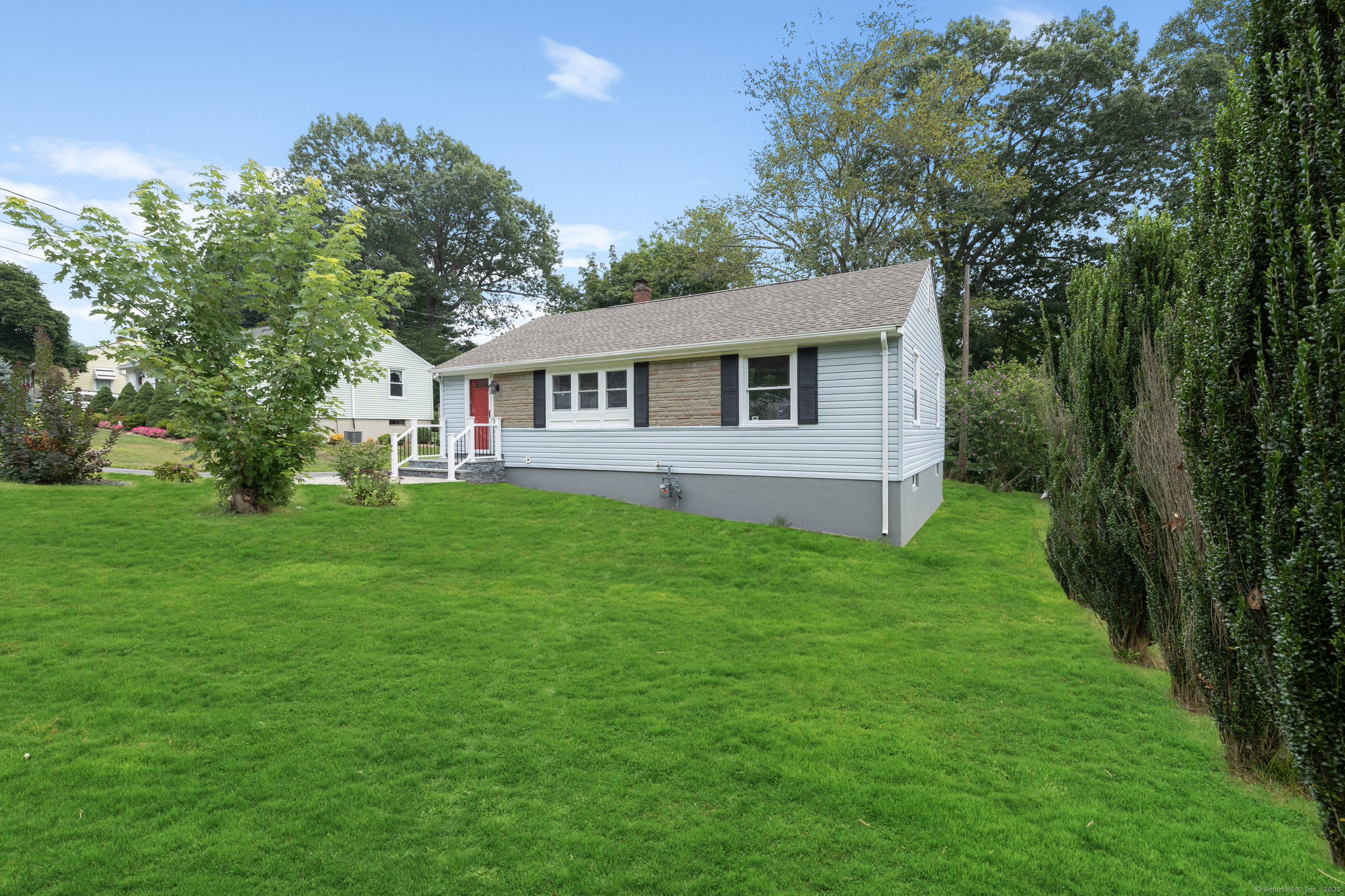 25 Forest Road
