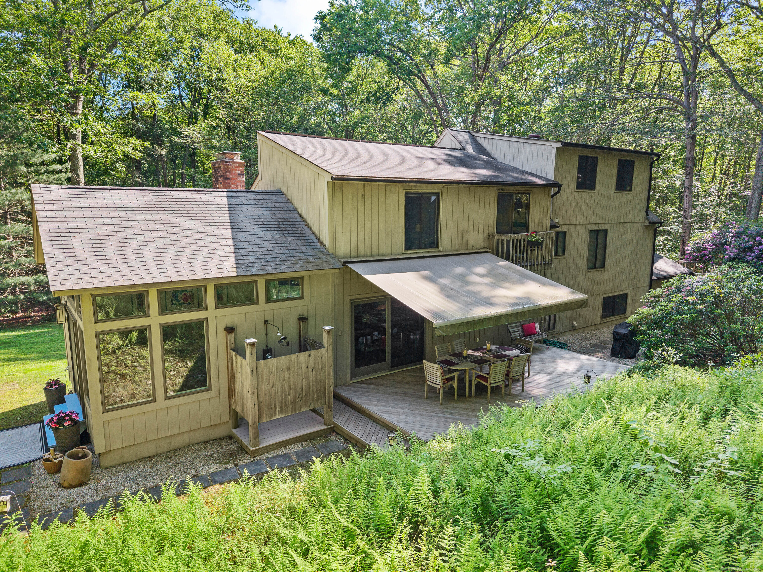 Madison, Connecticut 06443, United States, 3 Bedrooms Bedrooms, ,2 BathroomsBathrooms,Residential,Active,147390