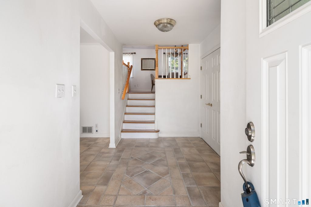 Photo of 62 Bel Aire Drive, Stamford, CT 06905 (MLS # 24166539)