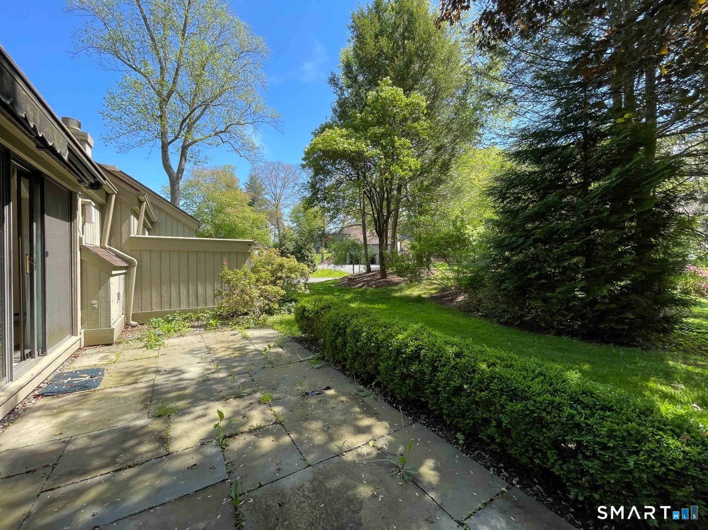 397 Heritage Village B