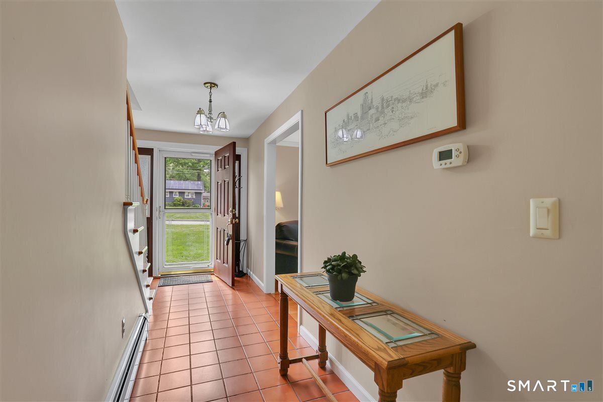 8 Cheryl Avenue